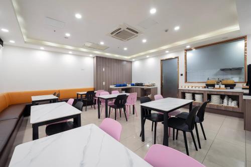 Hanting Youjia Hotel (Shanghai Pudong Airport, Chenyang Road) - 레스토랑