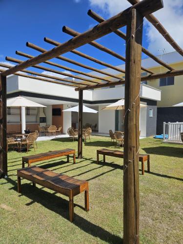 Apto delux 150m praia – khách sạn tại Mutari