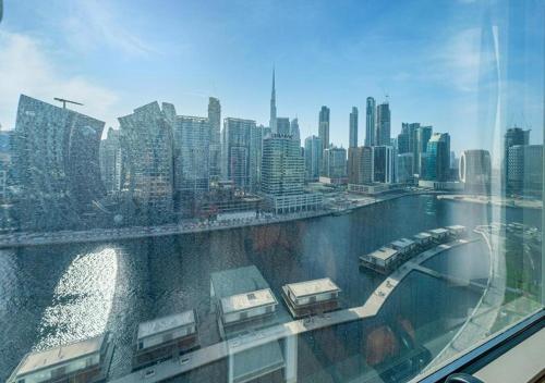 Apartment with Burj Khalifa with Big Balcony - image 9