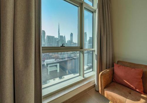 Apartment with Burj Khalifa with Big Balcony - image 7