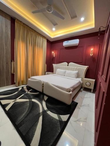 The Ruby Residence - image 8