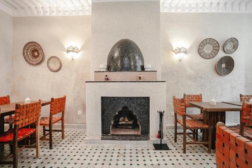 RIAD ELNOUJOUM - image 7