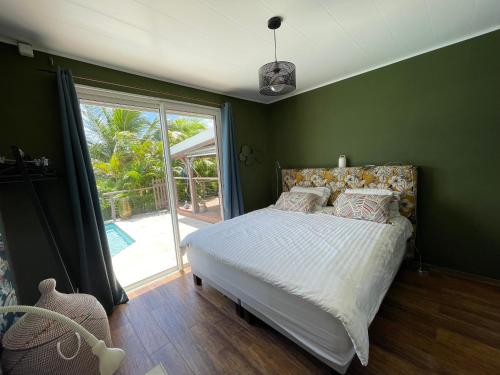 Villa Cayali - Petit cocon vue mer in Hyacinthe