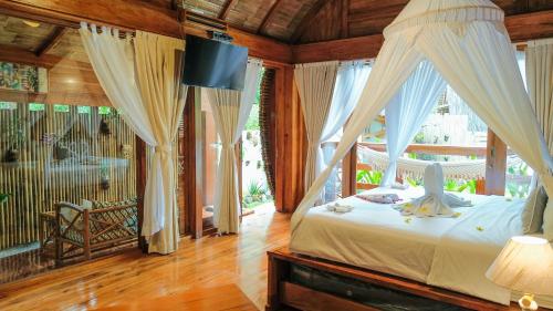 Lagoona Beach Bungalows - Eco Bungalows Batukaras