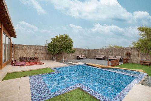 Al Madam Desert Wooden Villa – khách sạn tại Al Khari