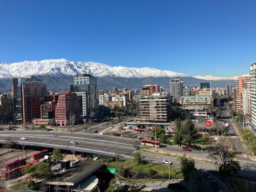 Perfect stay in Las Condes with parking