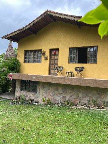 3 bedrooms, 5 beds