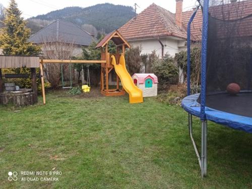 Drevenica Kalamenka štýlový oddych pri termálnom prameni (Drevenica Kalamenka stylovy oddych pri termalnom prameni) in Lucki