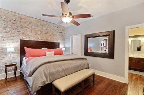 Ellis Square Loft - image 13