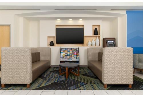 홀리데이 인 익스프레스 & 스위트 라스베이거스 SW - 스프링 밸리 바이 IHG - 숙소 외관