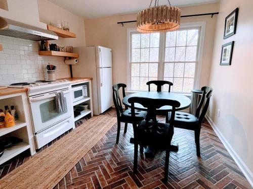 Little House in the Woods in 霍利斯普林斯（北卡羅萊納州）