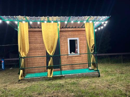 Cottages Lori Berd in Stepʼanavan