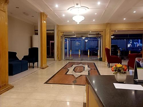 Lobi, Summer Land Hotel in Al-Manamah