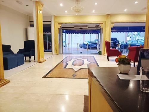 Lobi, Summer Land Hotel in Al-Manamah