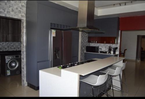 Woodmead Meadows in 鲁瓦