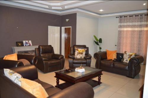 Woodmead Meadows in 鲁瓦