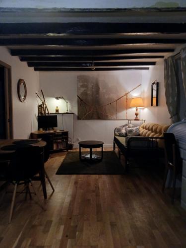 Studio indépendant T1, entre Nantes et Rennes