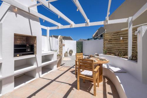Ohana Retreat - Unbeatable Location - Sea Views in Puero Alfred