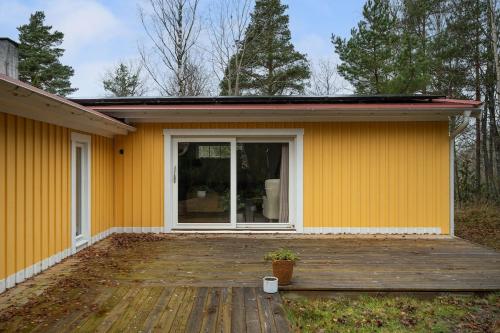 Modern family home next to Mälaren in Mariefred (Modern family home next to Malaren in Mariefred) in Kalkudden