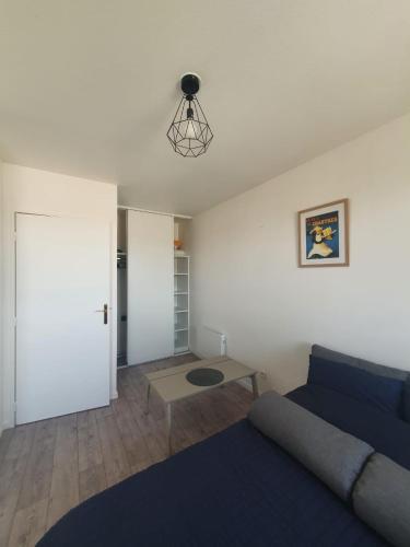 Parenthèse confortable avec balcon et parking - Location saisonnière - Lucé