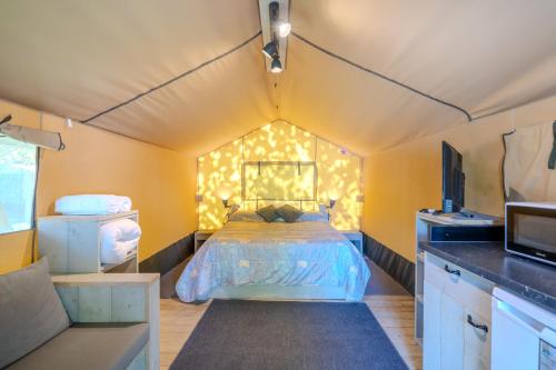 Camping Gran Sol in Montferrer