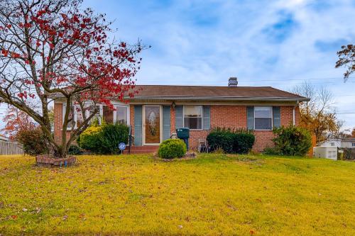 2 Mi to APG: Edgewood Family Home w/ Fenced Yard in Edgewood (MD)