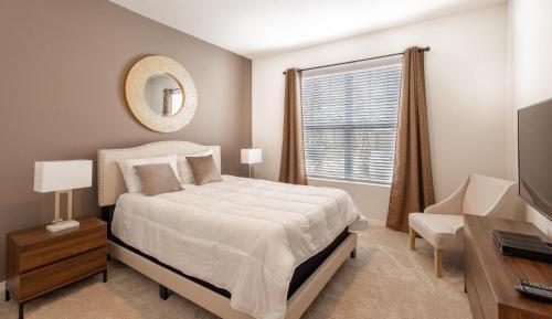 5268OBA-Solterra Resort in Davenport, USA