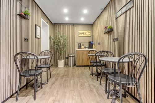 Flyers Airport Hotel in Keflavik