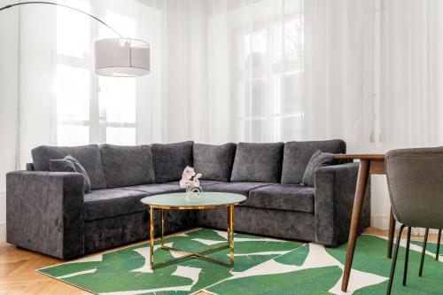 2BR 98m2 Old Town Apt with Pool Table and Free Parking!, Tallinn (foto 2)