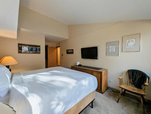 Pines 2074 by SummitCove Lodging in Keystone, USA