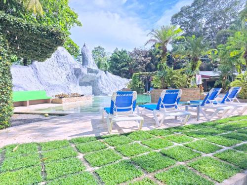 Piscine, Diuwak in Dominical