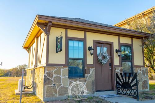 Muenster 1br W Patio Near Wineries & Downtown in Muenster (TX)