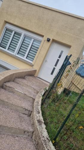 Maisonnette avec jardin Reims centre