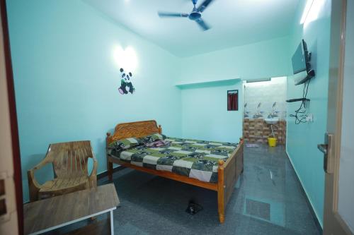 Somas kandar Lodge in Courtallam
