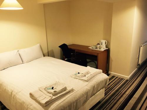 Ebers Hotel - image 11