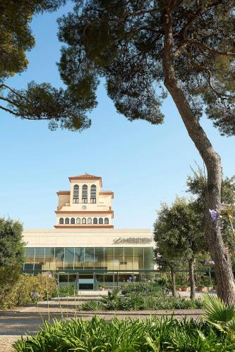 Le Meridien Ra Beach Hotel & Spa