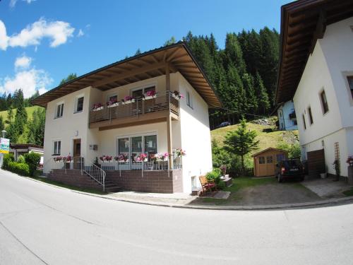 Ferienwohnung Dolomitenheim - Apartment - Außervillgraten