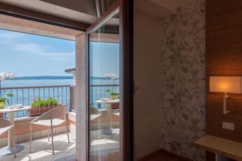 Hotel Eden - image 10