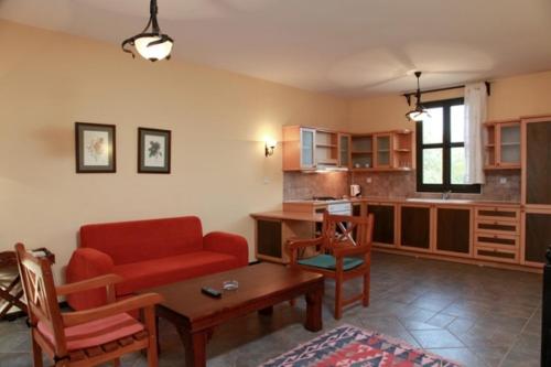 Pine Park Holiday Club In Yesilovacik Turkey Reviews Prices Planet Of Hotels