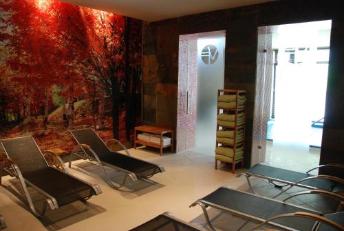 Masszázs, AdamEva Resort near Pöstyéni repülőtér