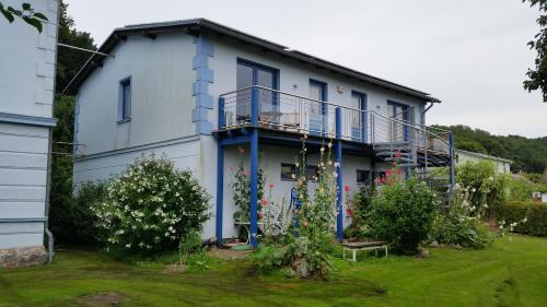 Ieeja, Haus Britta Rugen in Līcova