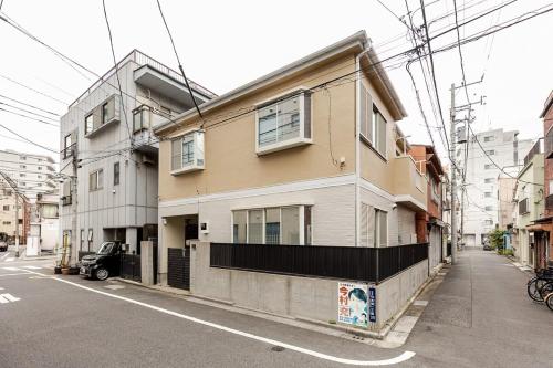 浅草寺徒歩圏貸切一軒家Emi