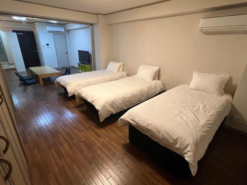 祇園四条駅から歩いて3分ベッド3台3階部分エレベーター無し