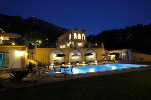 Country House Felicia 1