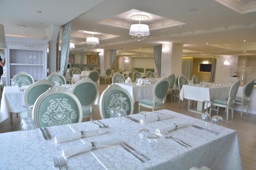 Bristol Central Park Hotel - image 8