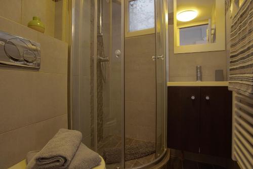 thesuites Paris Studios - image 7