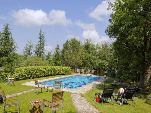  Chianti Hillside Farmhouse in Radda in Chianti