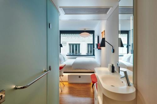 citizenM Paris Opera - image 13