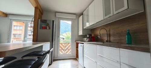 Kitchen, 10 couchages, proches station les Arcs, la Rosiere near Maison des Artisans