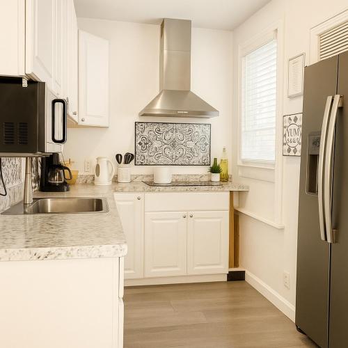 Konyha, Modern Room in Shared Apartment Near NYC in Englewood (New Jersey)